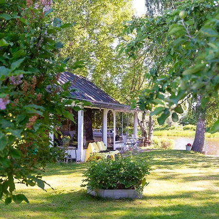 Chalet Joenranta Moekki Pihasaunalla - Pori